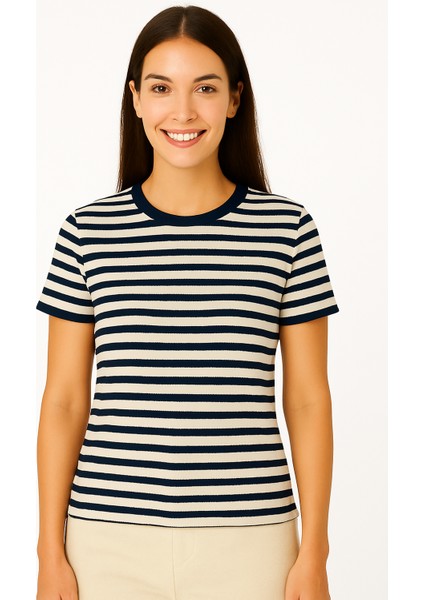 Marine Stripe" Anne-Kız Tişört Takımı – Lacivert Çizgili %100 Pamuk Rahat Kalıp Kombin fırsatları