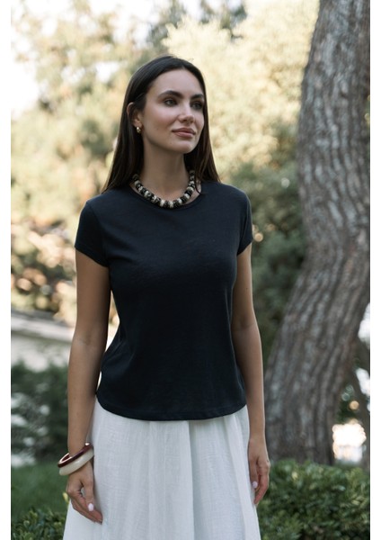 Suva Kısa Kol Siyah T-Shirt fiyatları