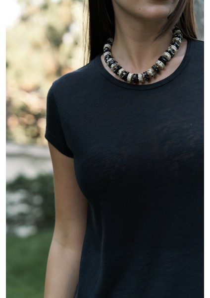 Suva Kısa Kol Siyah T-Shirt indirimleri