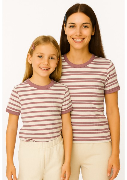 "rose Harmony" Anne-Kız Çizgili Tişört Takımı – Gül Kurusu & Bej Renk – %100 Pamuk – Modern Konfor fiyatları