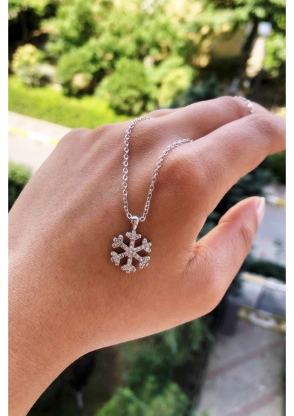Zirkon Taşlı Kar Tanesi Model Kadın Kolye bbk03 modelleri