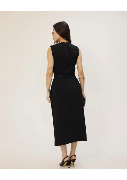 Zr Model Kadın Premium Kumaş Siyah Gold Düğmeli Kemerli Yırtmaçlı Midi Boy Krep Elbise fiyatları