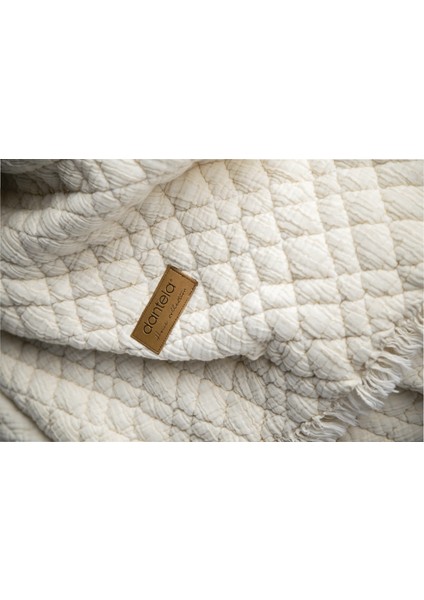 Cedric Polyester Dolgulu Yıkamalı Yatak Örtüsü - Krem fiyatları