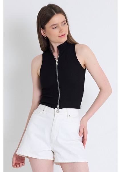 Siyah Fermuar Detaylı Kolsuz Crop Bluz 2226 fiyatları