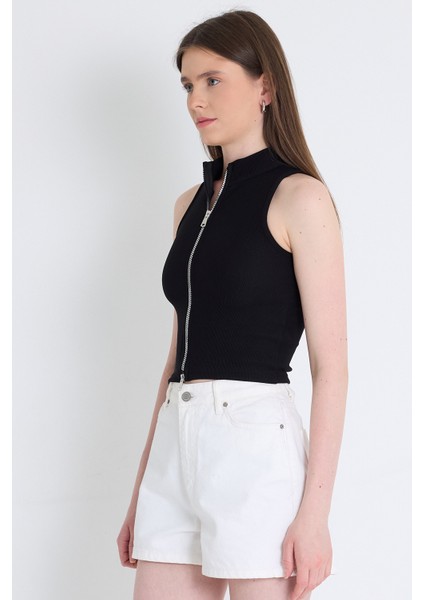 Siyah Fermuar Detaylı Kolsuz Crop Bluz 2226 modelleri
