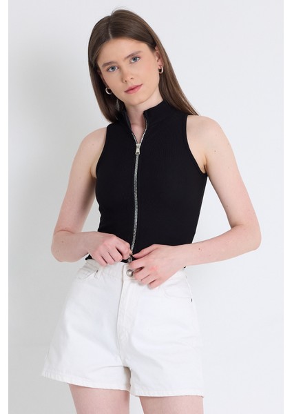 Siyah Fermuar Detaylı Kolsuz Crop Bluz 2226 indirimleri