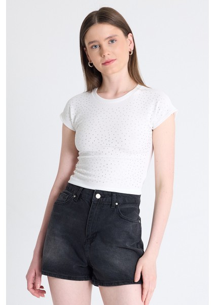 Byeaz Taş Detaylı Slim Fit Crop Tişört 9207M