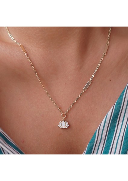 Mineli Lotus Kolye