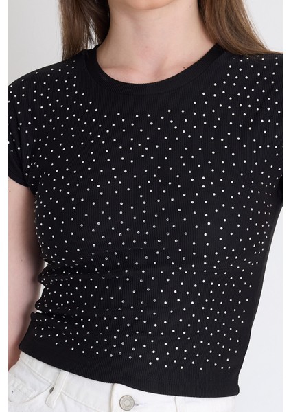 Siyah Taş Detaylı Slim Fit Crop Tişört 9207M fırsatları