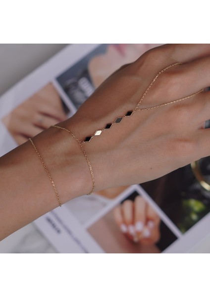 Karo Şahmeran modelleri