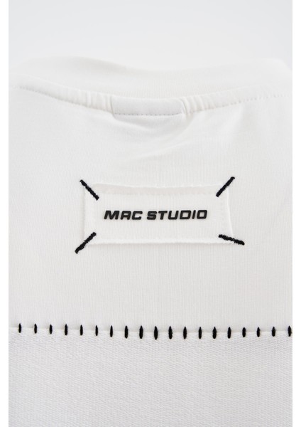Erkek Patch And Stitch Details Oversize Ekru Tişört fiyatları