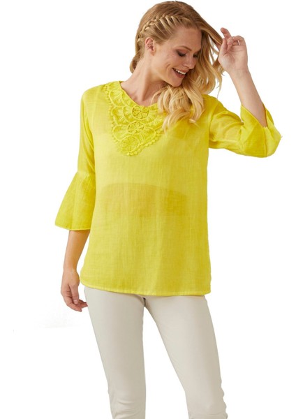 Sarı Şile Bezi Işlemeli Bluz