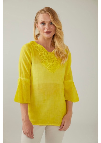 Sarı Şile Bezi Işlemeli Bluz fiyatları