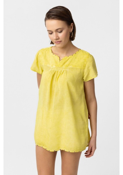 Sarı Sırtı Nakışlı Kısa Kollu Pamuklu Gömlek Bluz modelleri