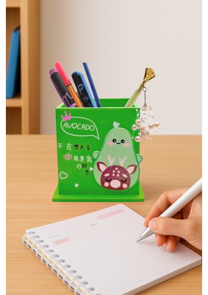 Ahşap Masaüstü Kalemlik Sevimli Avakado Geyik Desenli Yeşil - 1 Adet