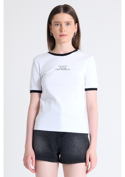 Beyaz Yazı Baskılı Relaxed Fit Tişört 5793