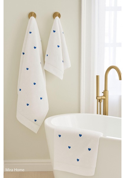 3 Parça Kalp Nakışlı Banyo Havlusu Takımı %100 Pamuklu Lovely Set