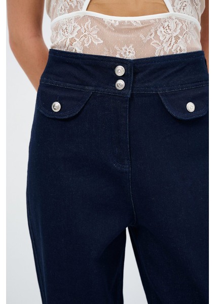 Moda Tutkusu Cep Detaylı Denim Pantolon fırsatları