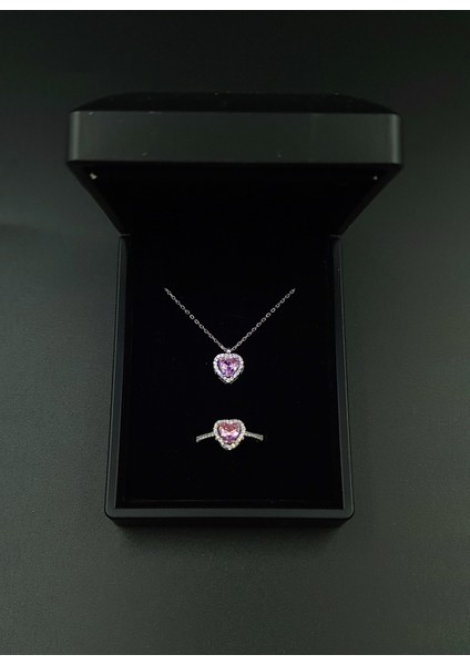 Aşk Temalı Pembe Kalpli Kolye Yüzük Gümüş Set – 925 Ayar, Romantik Hediye Seçeneği fırsatları