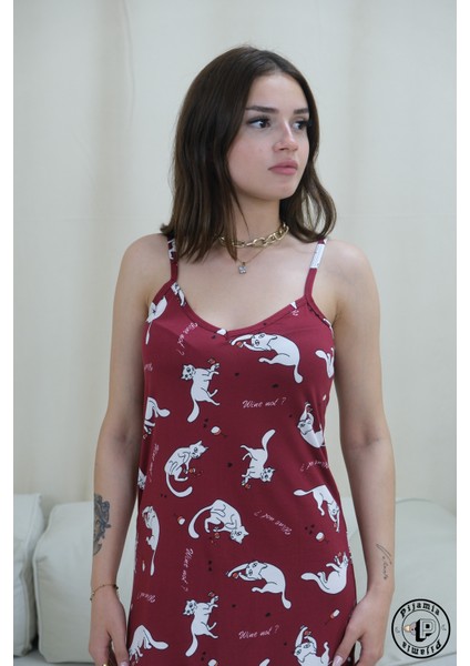 Kırmızı Kedi Desenli Askılı Elbise fırsatları