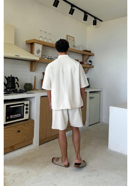 Krem Basic Oversize Kısa Kol Keten Gömlek fırsatları