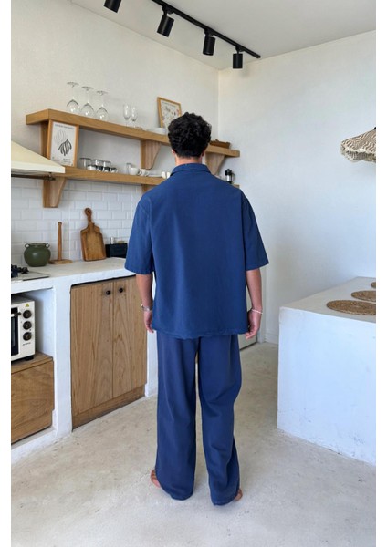 Basic Oversize Kısa Kol Lacivert Keten Gömlek fırsatları