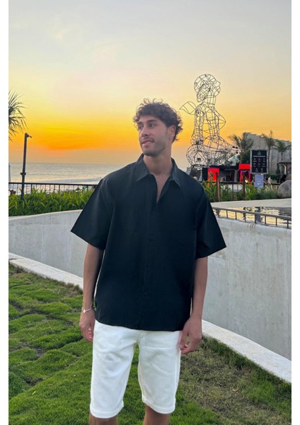 Basic Oversize Siyah Kısa Kol Gömlek