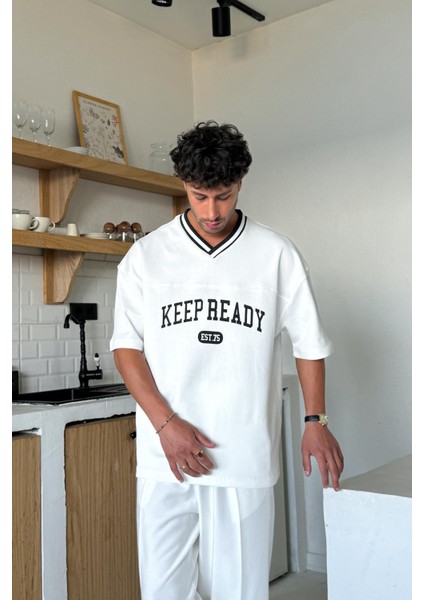 Beyaz Keep Ready V Yaka Tişört