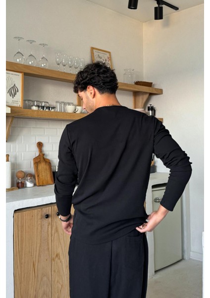 Siyah Basic Bisiklet Yaka Tişört fiyatları