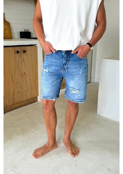 Yırtık Model Kot Şort
