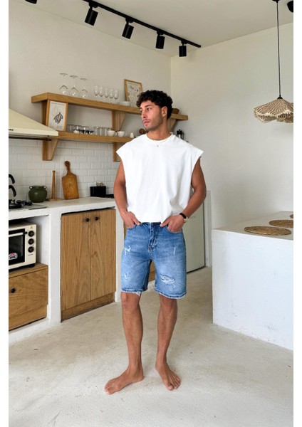 Yırtık Model Kot Şort indirimleri