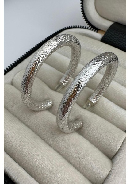 Kabartmalı Halka Küpe