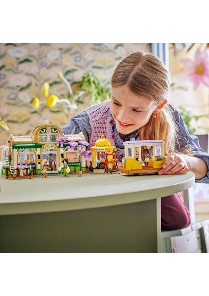 Nessiworld LEGO Friends Bitki Kafe ve Çiçekçi Dükkanı 42671 indirimleri