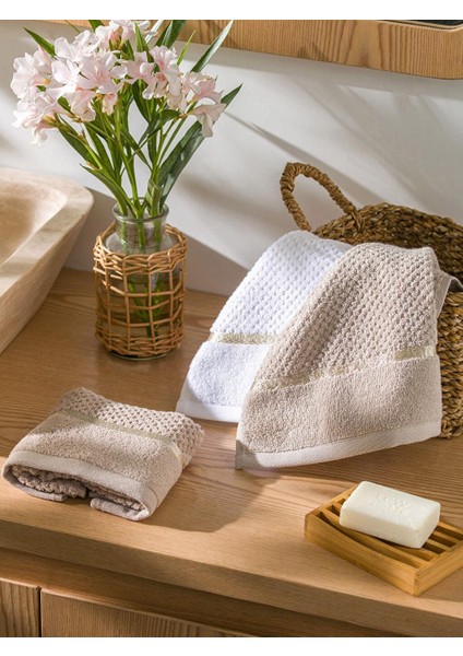 Beyaz Nakışlı Pamuklu El Havlusu 3'lü 30X50 cm (W3)