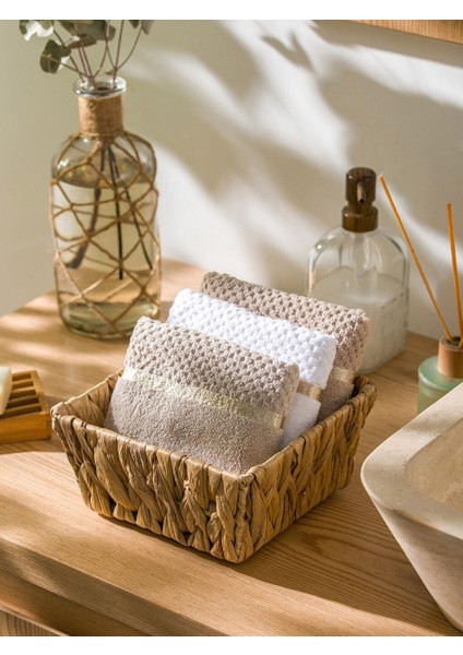 Beyaz Nakışlı Pamuklu El Havlusu 3'lü 30X50 cm (W3) fiyatları