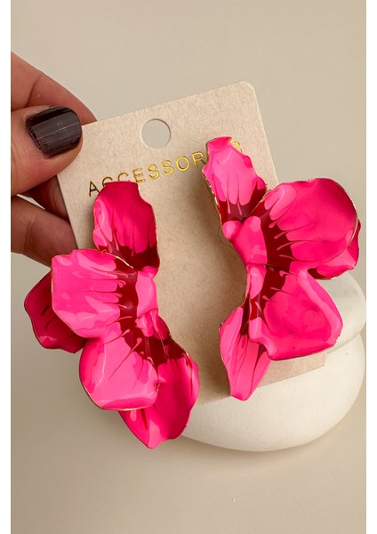 Yarım Ay Desenli Hafif Çiçek Küpe (7cm)