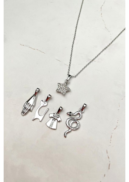 Çoklu Figürlü Kolye Ucu