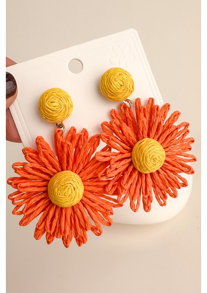 Bohem Tarzı Sallantılı Çiçek Küpe (6cm)
