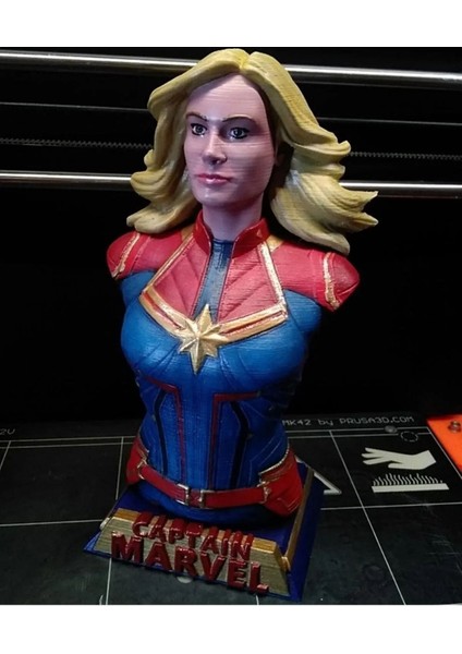 Captain Marvel Chracter Figure Boyalı Büst Figür 15CM