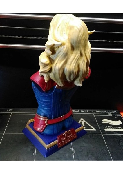 Captain Marvel Chracter Figure Boyalı Büst Figür 15CM