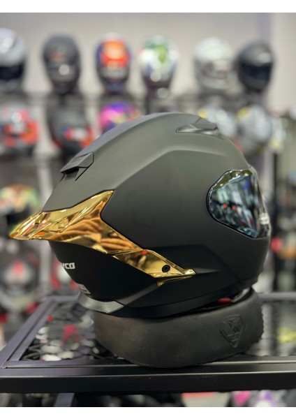 865 Mat Siyah Gold Vizör Kapalı Kask fiyatları