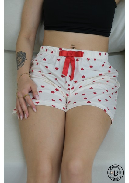Beyaz Kalp Desenli Şort Kadın Pijama Altı fırsatları