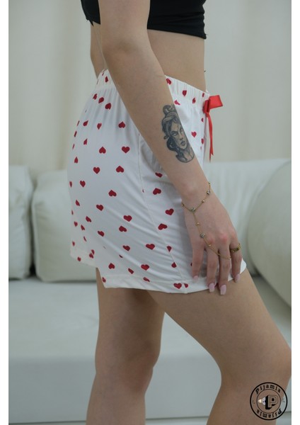 Beyaz Kalp Desenli Şort Kadın Pijama Altı