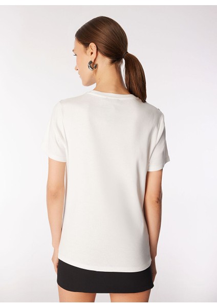 Kırık Beyaz Kadın Basic Taşlı T-Shirt FC4WL-TST0515 fırsatları