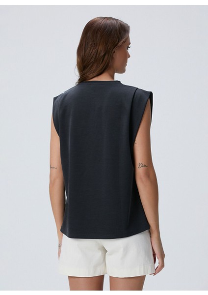 Siyah Kadın Regular Fit T-Shirt 1094055