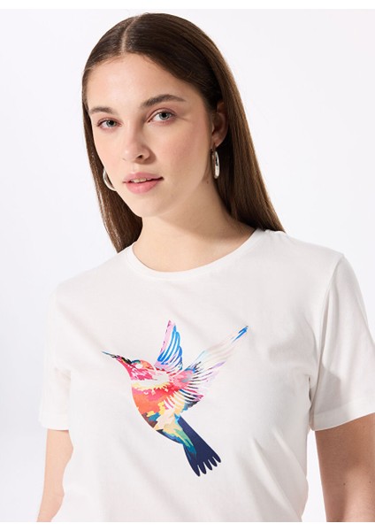 Kırık Beyaz Kadın Relaxed Baskılı T-Shirt F5SL-TST0378 modelleri