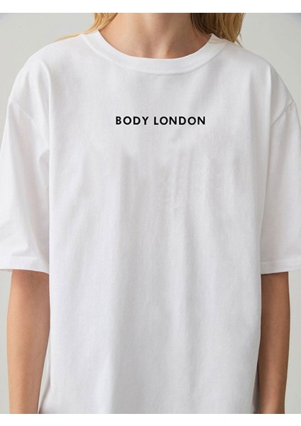 Retro Bodylondon Logo Tişört fırsatları