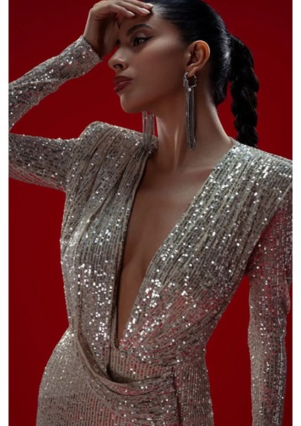 Gümüş/bej Payetli Drape Detaylı Uzun Elbise