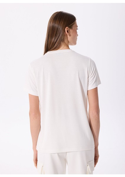 Kırık Beyaz Kadın Bisiklet Yaka Relaxed Baskılı T-Shirt FC5SL-TST0375 indirimleri