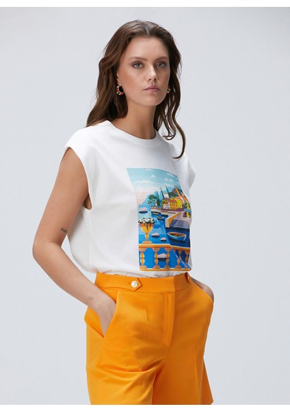 Beyaz Kadın Regular Fit T-Shirt 1094700 indirimleri